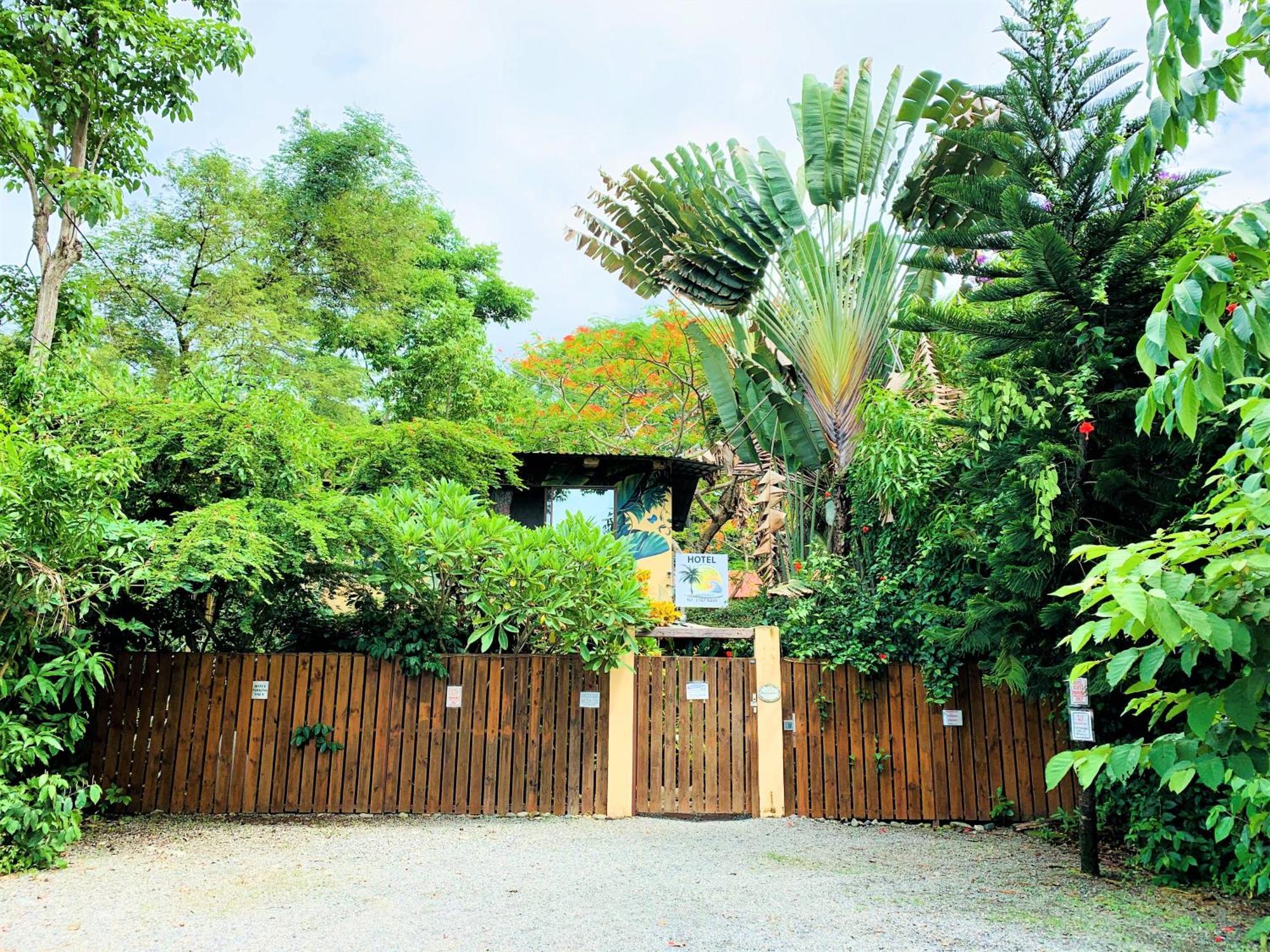 Hotel Tropical Sands Dominical Dış mekan fotoğraf
