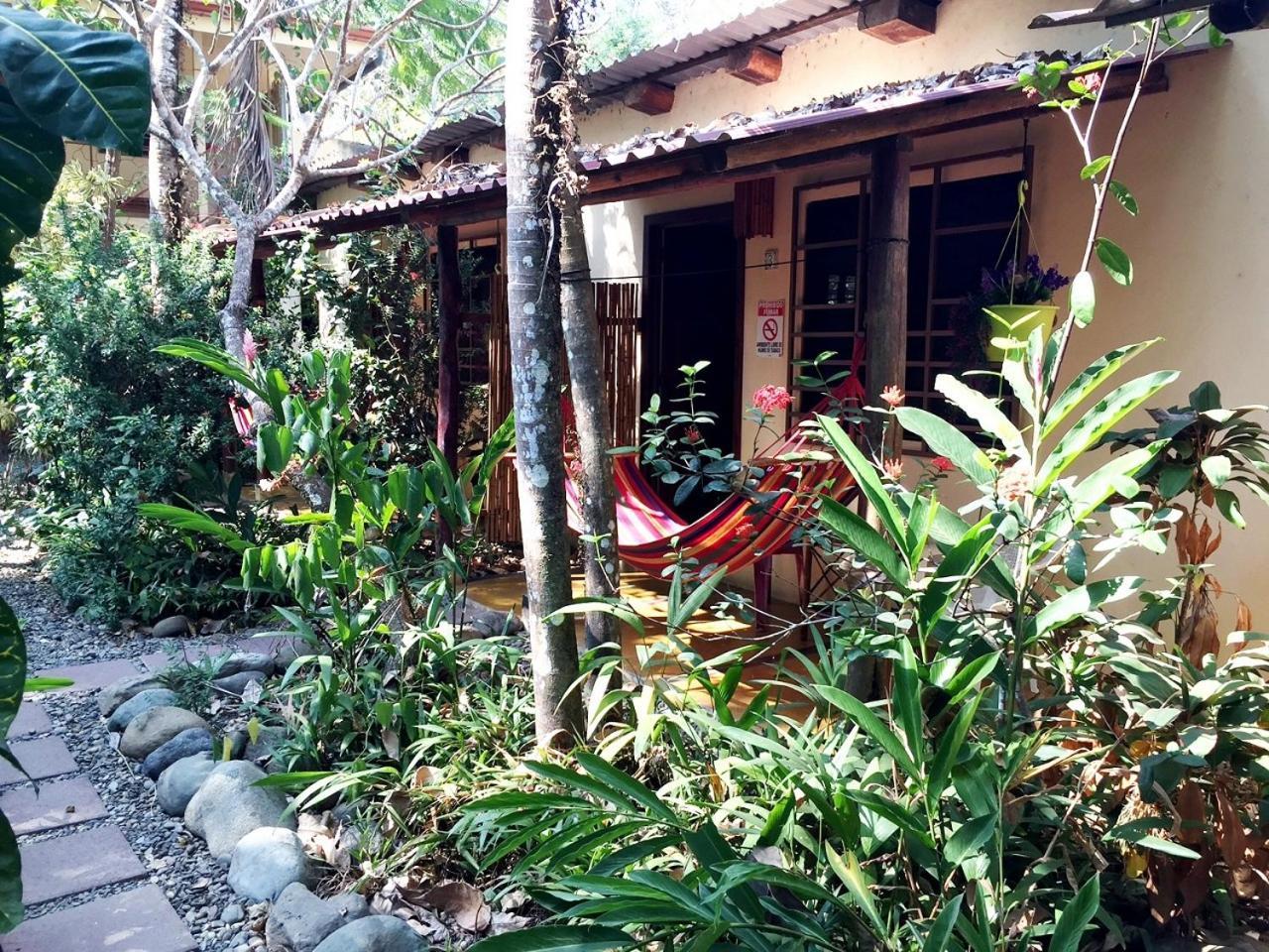 Hotel Tropical Sands Dominical Dış mekan fotoğraf